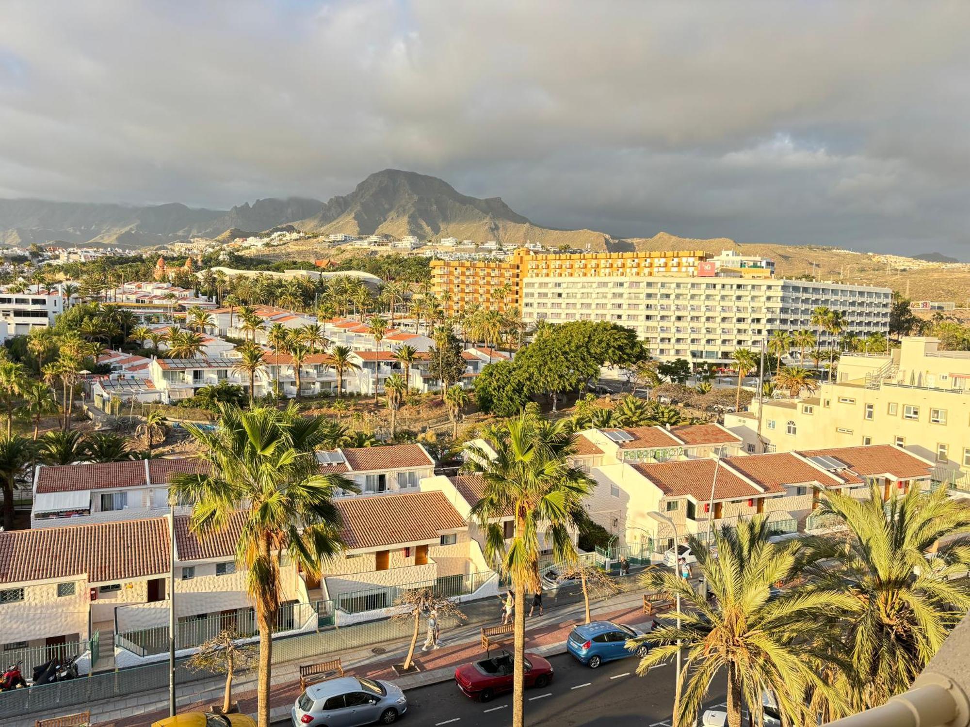 Comfortable Apartment In The Heart Of Las Americas Playa de las Americas  Exteriör bild